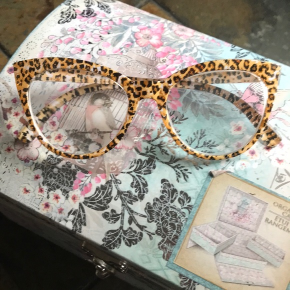 Betsey Johnson Accessories - Betsey Johnson Clear Glasses